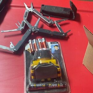 Multi-Tool Set with Battery Pack